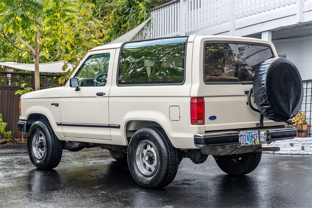 Ford Bronco Ii Available For Auction Autohunter