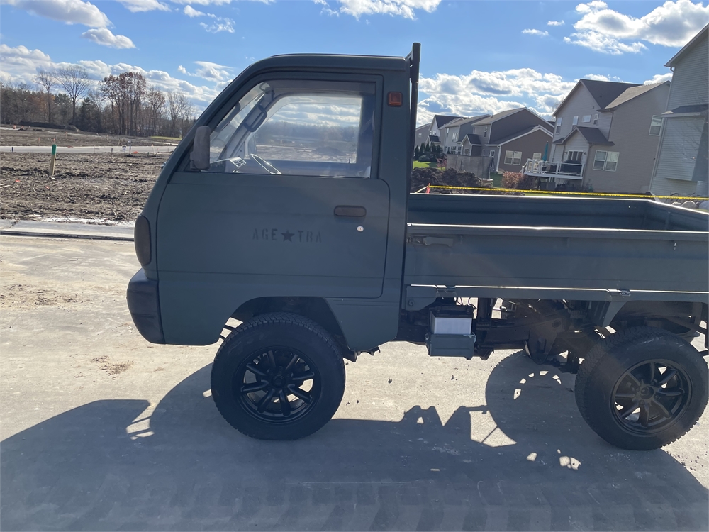 1990 Suzuki Carry 4WD 5 Speed Available For Auction AutoHunter