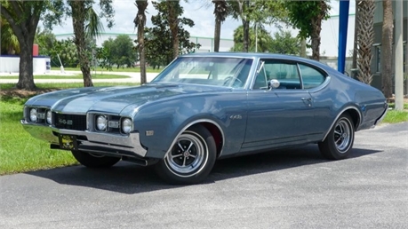 View this 1968 Oldsmobile 4-4-2