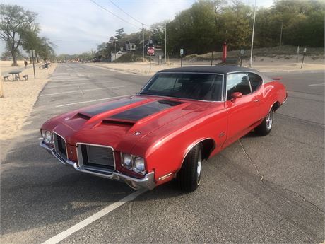 View this 1971 Oldsmobile 442