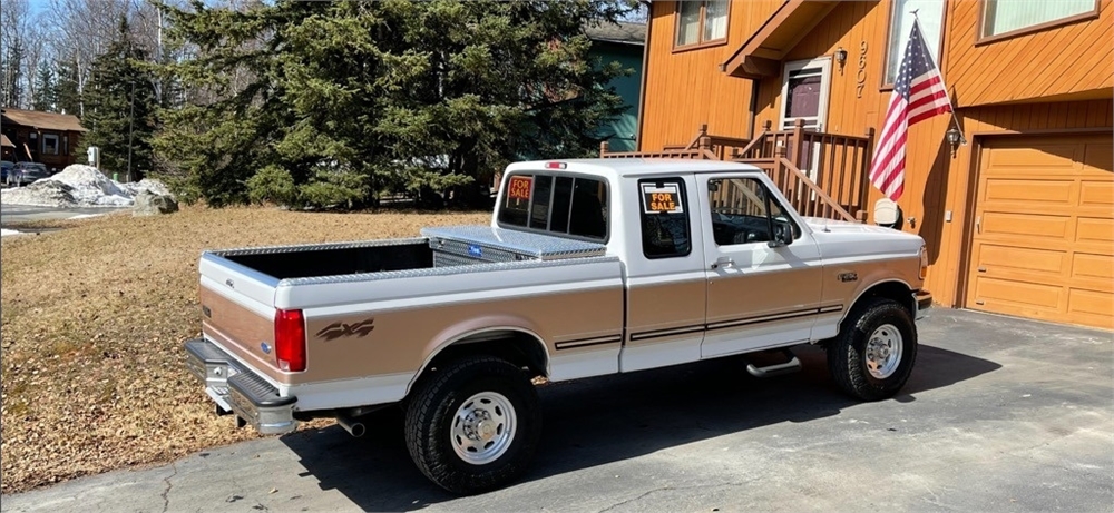 1997 FORD F-250 HD SUPERCAB 7.5L 4X4 available for Auction