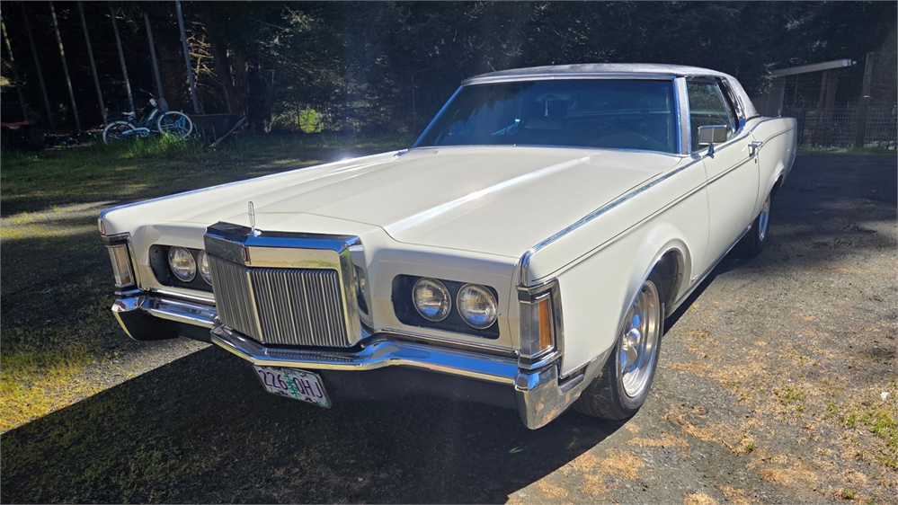1970 Lincoln Continental Mark III