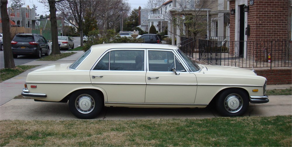 1970 Mercedes-Benz 300SEL 6.3 available for Auction | AutoHunter.com ...