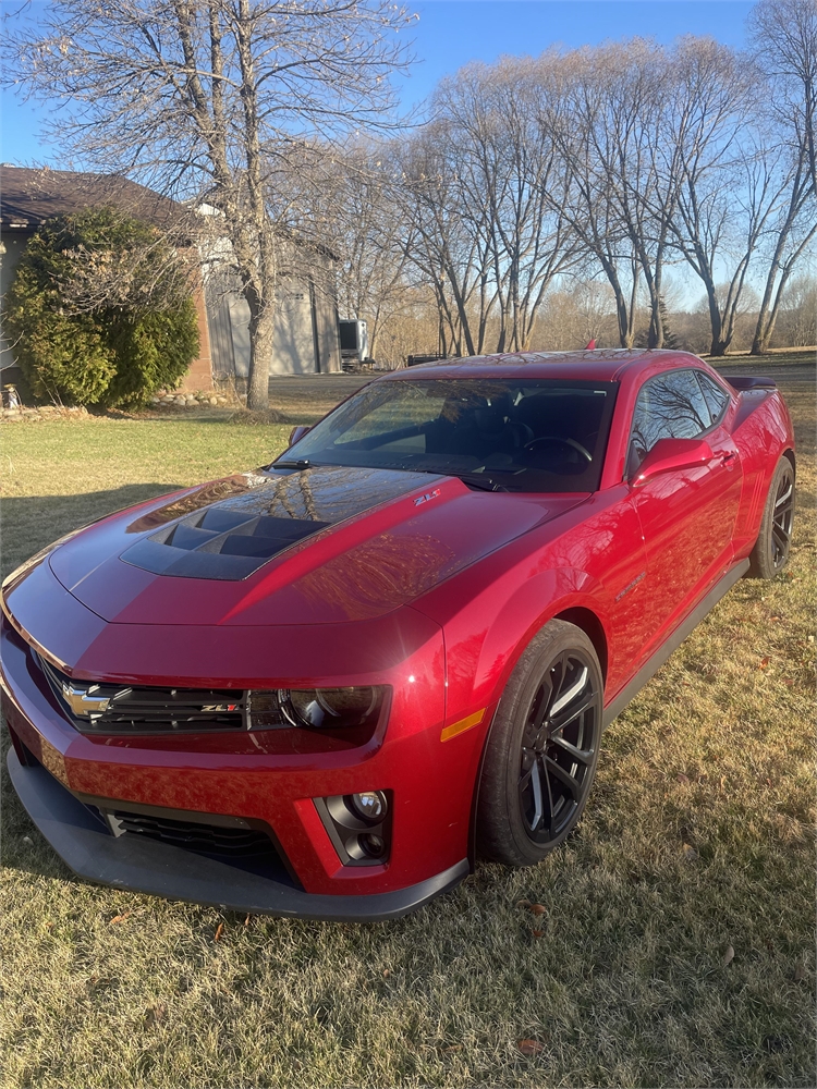 19k-KILOMETER 2015 CHEVROLET CAMARO ZL1 available for Auction ...