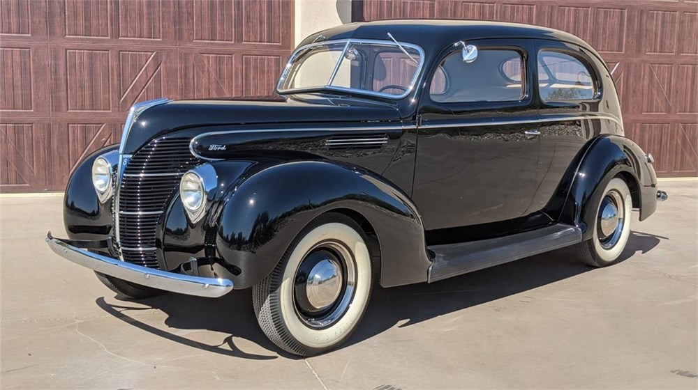 1939 Ford Tudor Sedan available for Auction | AutoHunter.com | 2735236