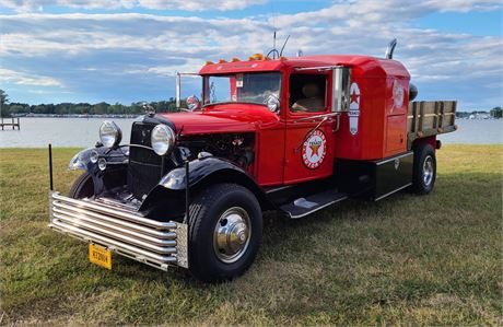 View this 1932 FORD 1 TON FLATBED