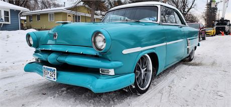 View this 1953 FORD VICTORIA