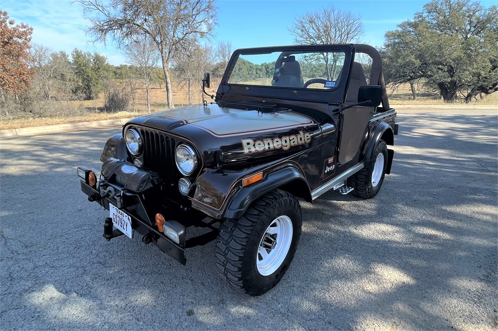 ジープ　jeep 
CURTヒッチメンバー 1978 JEEP CJ5 available for Auction | AutoHunter.com | 30422259