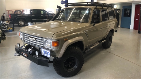 View this 1983 TOYOTA LAND CRUISER FJ60 4WD