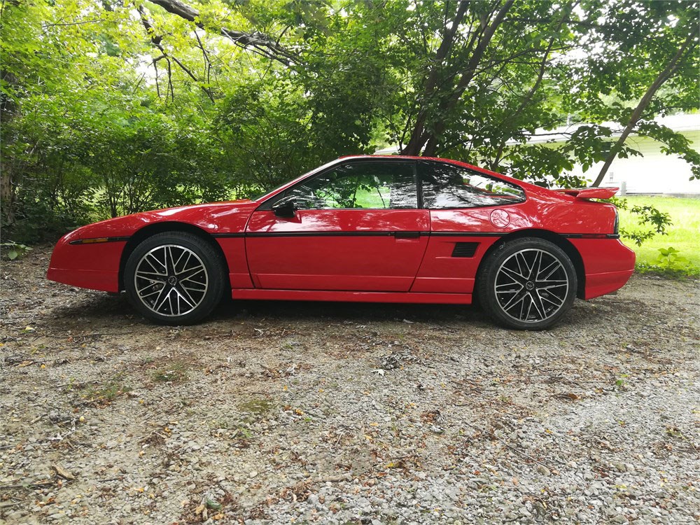 108-Mile 1988 Pontiac Fiero GT for sale on BaT Auctions - sold for $30,000  on November 18, 2020 (Lot #39,353)