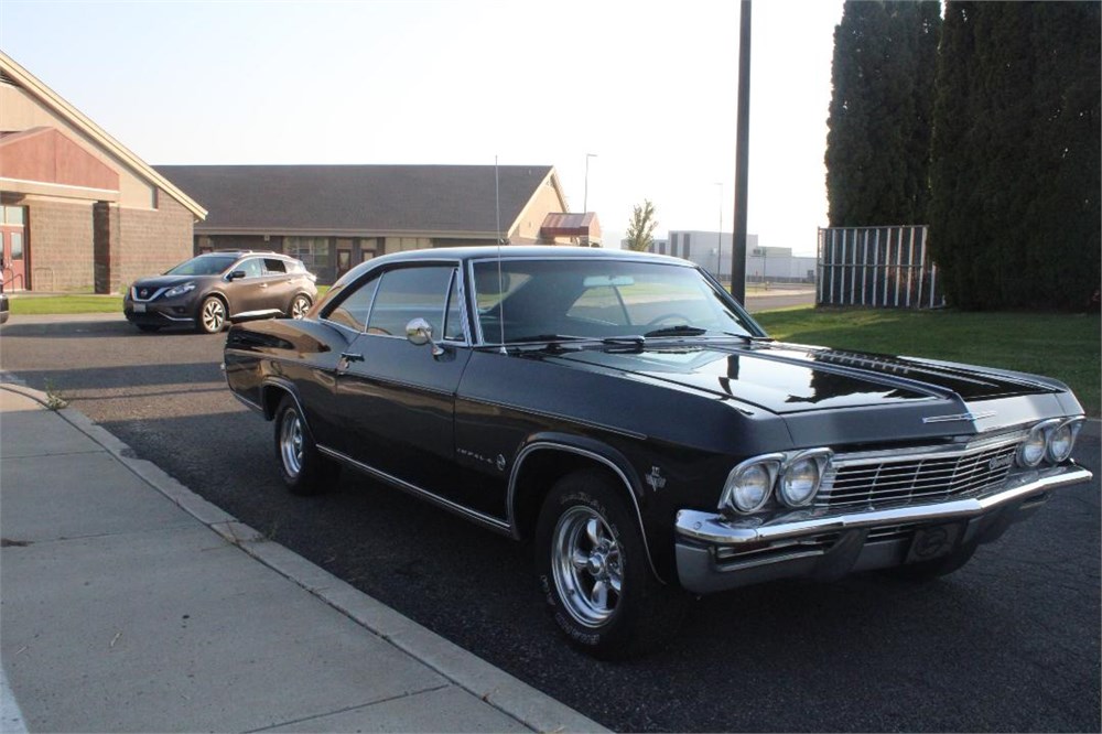 1965 Chevrolet Impala available for Auction | AutoHunter.com | 25220664