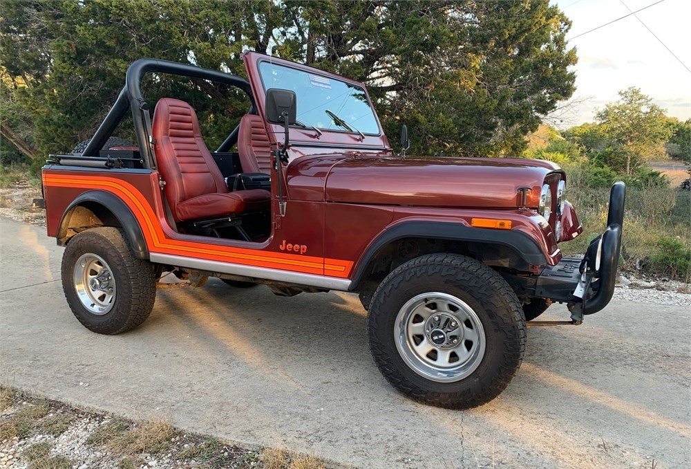 1985 Jeep CJ7 available for Auction  | 15758360