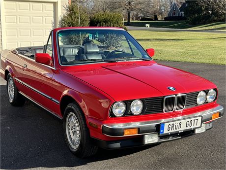 View this 1990 BMW 325i