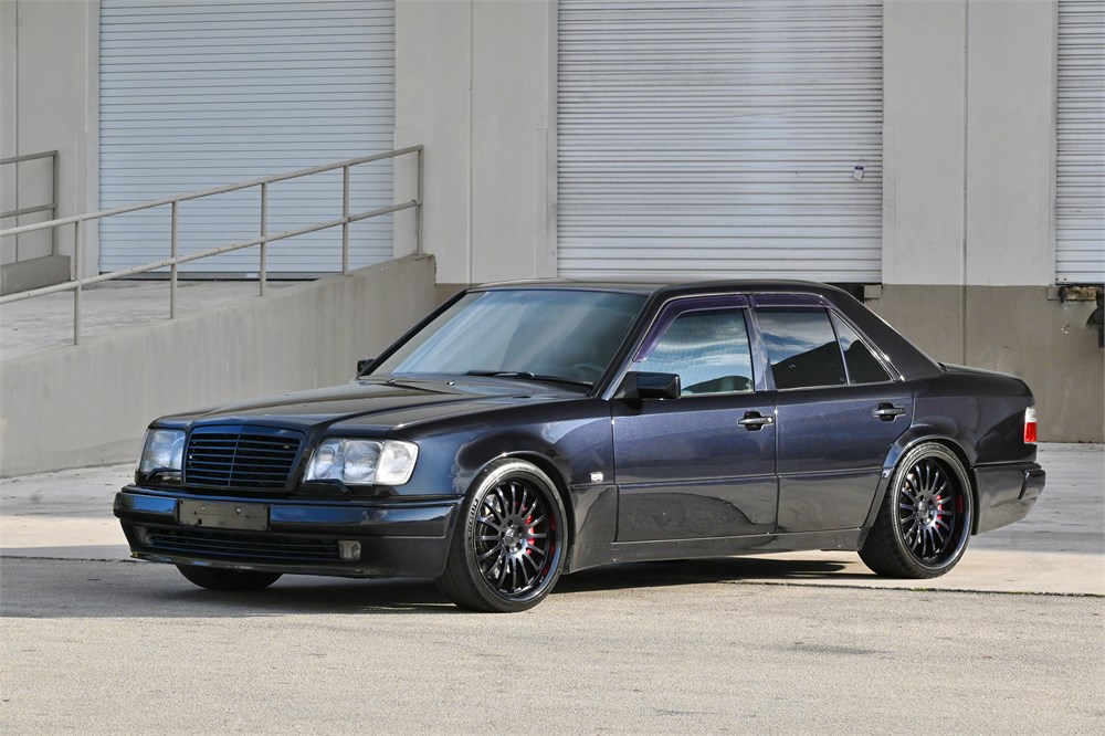 1992 MERCEDES-BENZ (W124) 500 E 6.0 AMG - LHD for sale by auction in Oslo,  Norway