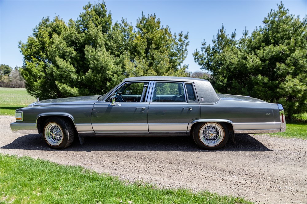 1991 Cadillac Brougham available for Auction | AutoHunter.com | 20986710