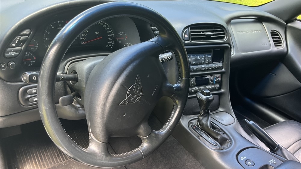 2004 CHEVROLET CORVETTE available for Auction | AutoHunter.com | 44430152