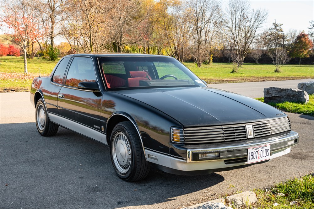 No Reserve: 1987 Oldsmobile Toronado available for Auction 