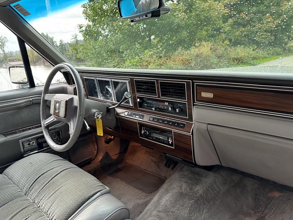 1988 LINCOLN TOWN CAR CARTIER DESIGNER SERIES available for