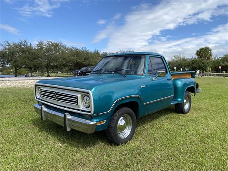View this 1972 DODGE D100