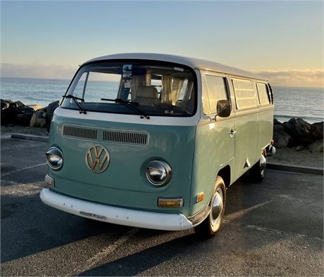 1970 Volkswagen Type 2 available for Auction | AutoHunter.com | 14833772