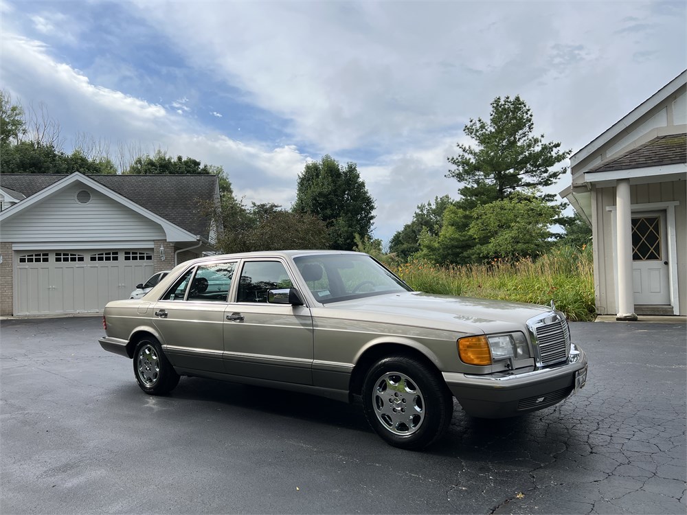 1987 MERCEDES-BENZ 420SEL available for Auction | AutoHunter.com | 25064447