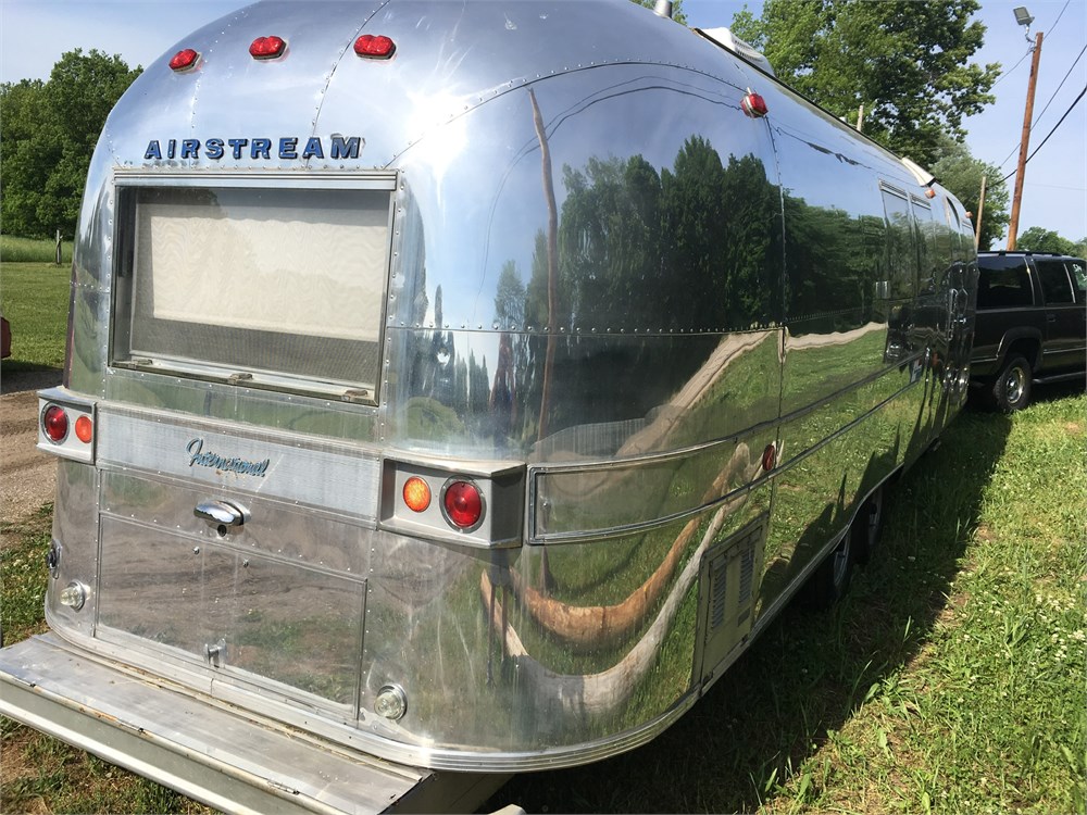 1968 airstream land yacht value