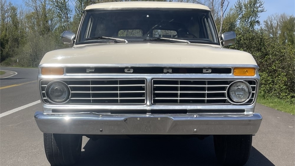 351-Powered 1975 Ford B-100 Panel Truck 4-Speed Available For Auction ...