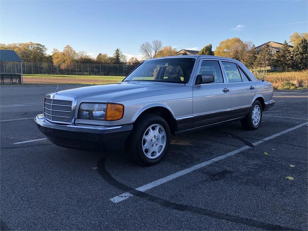 V8-Powered 1984 Mercedes-Benz 380SE available for Auction | AutoHunter ...