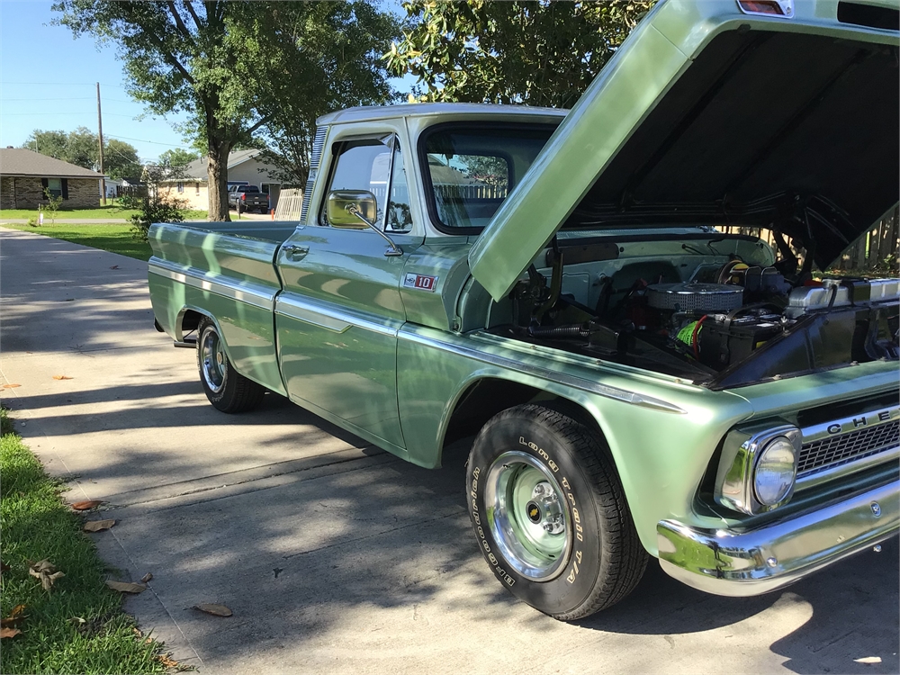 350-powered 1965 Chevrolet C10 Available For Auction 