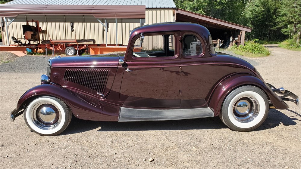 1934 FORD 5-WINDOW COUPE available for Auction | AutoHunter.com | 25626081