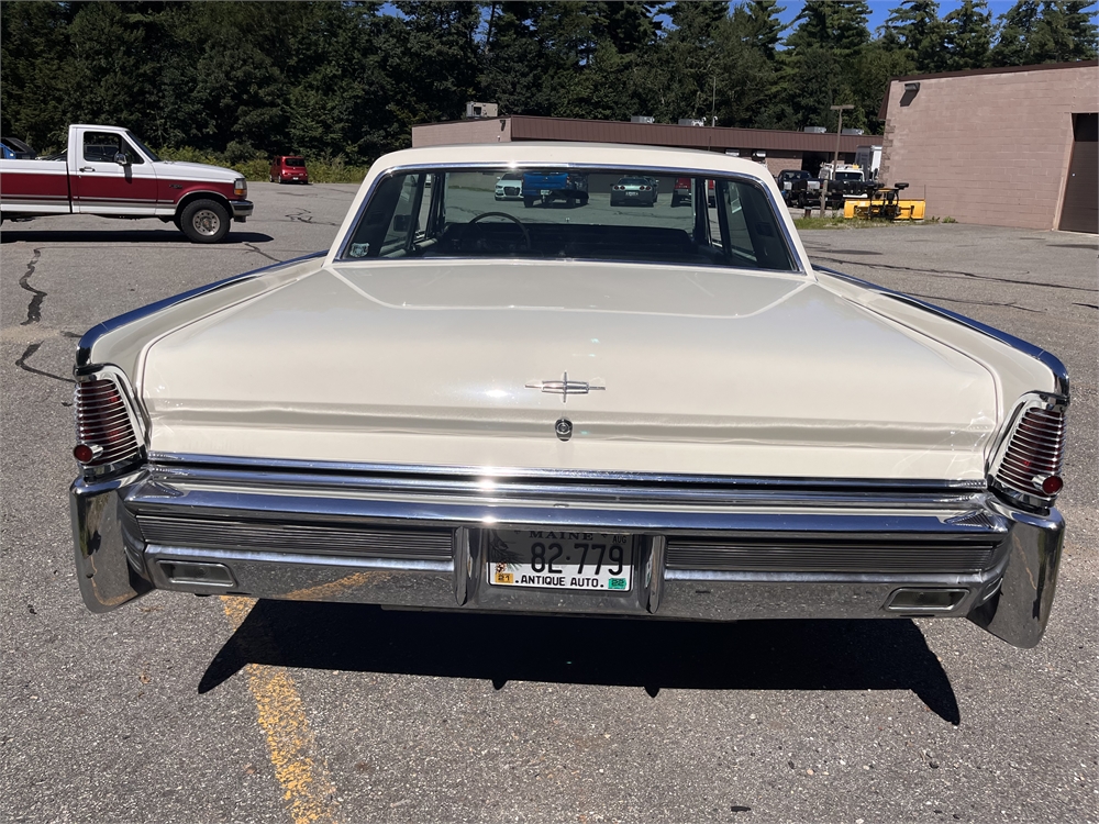 1965 LINCOLN CONTINENTAL SEDAN available for Auction | AutoHunter.com ...