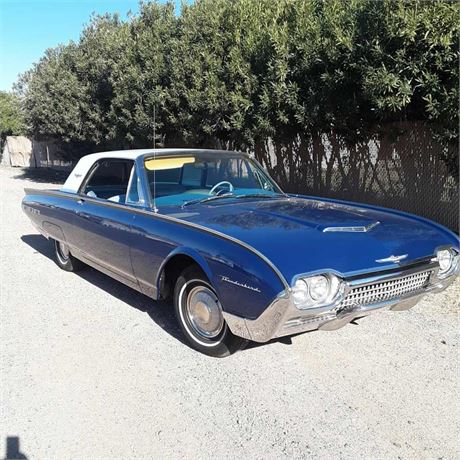 1962 Ford Thunderbird available for Auction | AutoHunter.com | 18096020