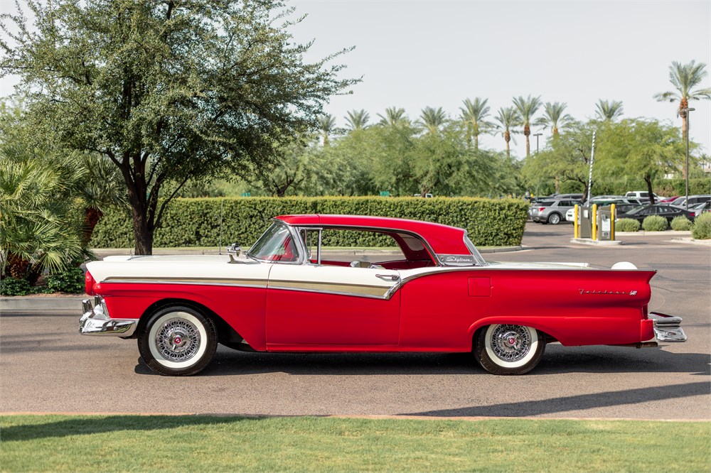 1957 Ford Fairlane 500 Skyliner Available For Auction | AutoHunter.com ...