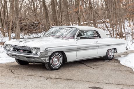 View this 1961 Oldsmobile Starfire