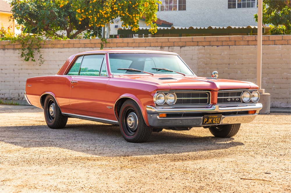 Period-Raced 1964 Pontiac GTO 4-Speed available for Auction ...