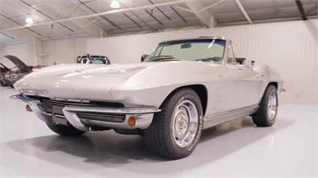 View this 1963 CHEVROLET CORVETTE CONVERTIBLE 4-SPEED