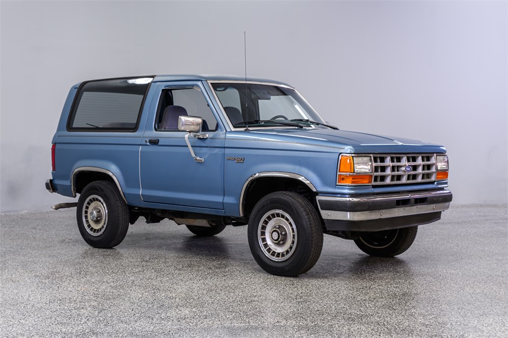 1990 Ford Bronco II XL available for Auction | AutoHunter.com | 13531571