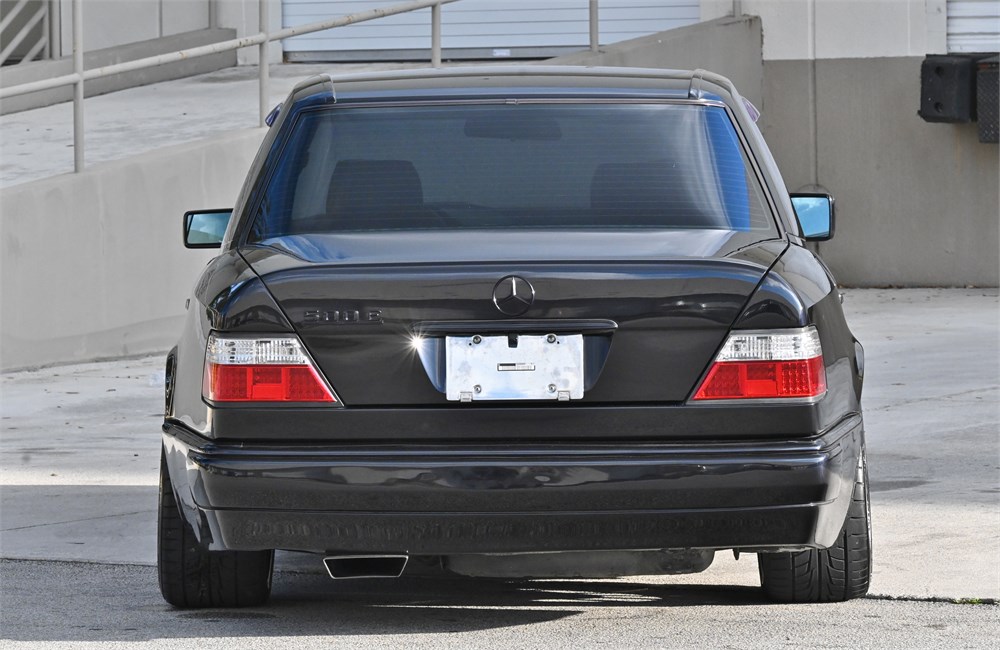 1992 Mercedes-Benz 500E available for Auction