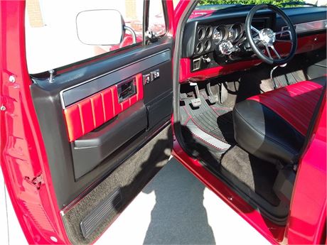 383-Powered 1985 Chevrolet C10 4-Speed available for Auction ...