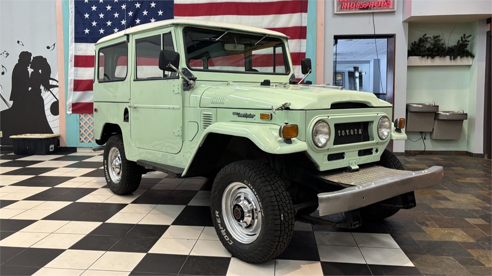 トコ 1970 TOYOTA LAND CRUISER FJ40 available for Auction | AutoHunter