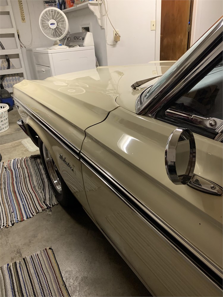 File:1965 Plymouth Belvedere II 2-door hardtop, front left, 08-27
