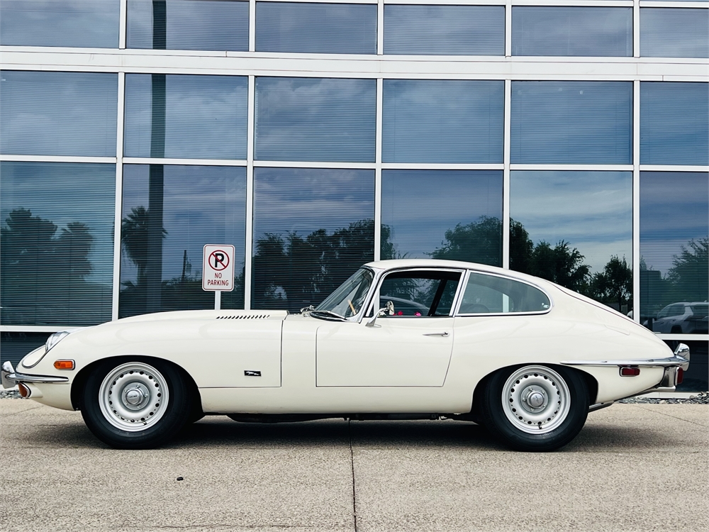 1971 JAGUAR XKE SERIES II 4-SPEED available for Auction