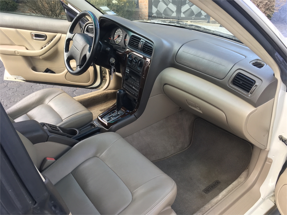 RESERVE REMOVED: One-Owner 2000 Subaru Outback Limited available for ...