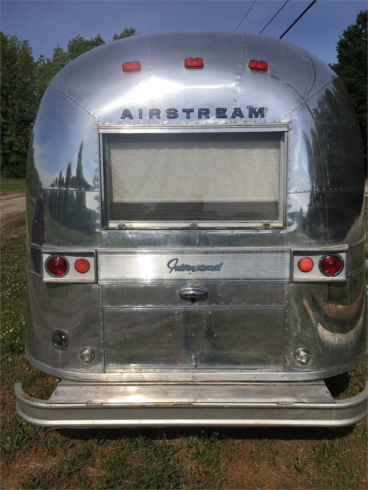 1968 land yacht airstream