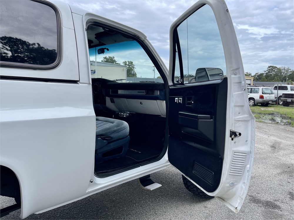 1990 Chevrolet K5 Blazer Available For Auction 16048166