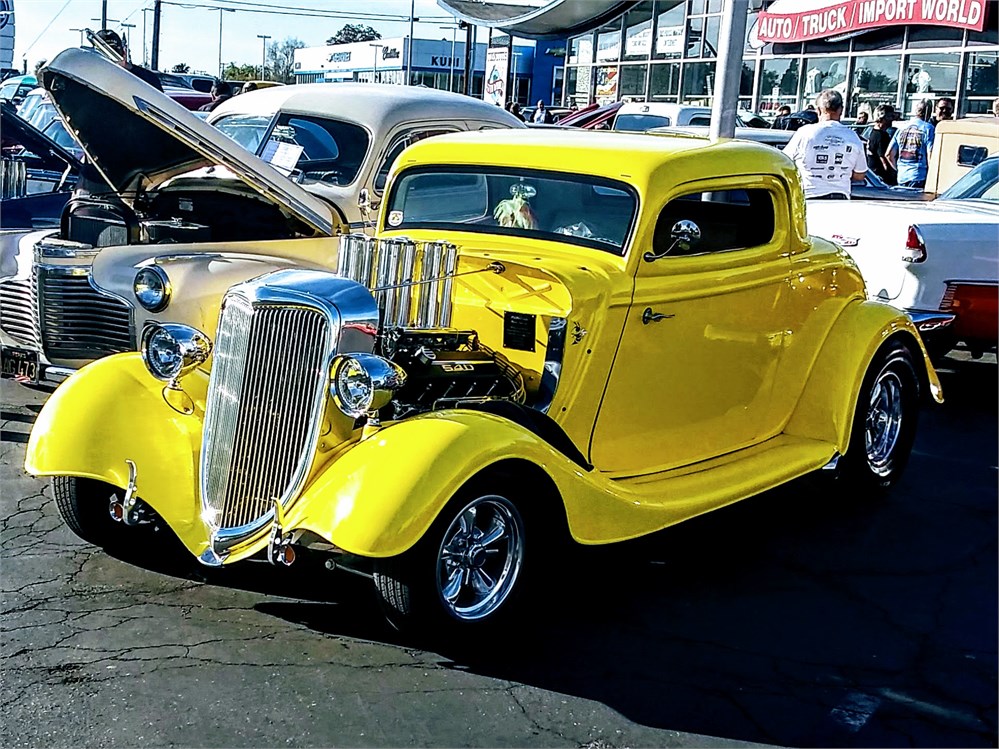 1934 Ford 2-Dr Coupe available for Auction | AutoHunter.com | 7606927