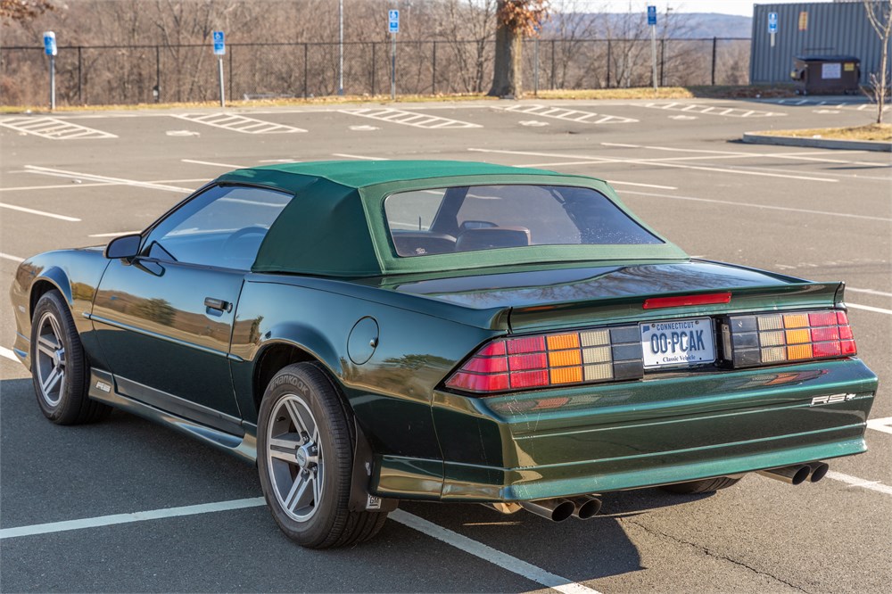 1992 CHEVROLET CAMARO available for Auction  | 31864566