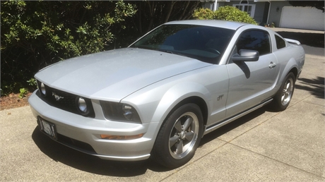 View this 2005 Ford Mustang GT