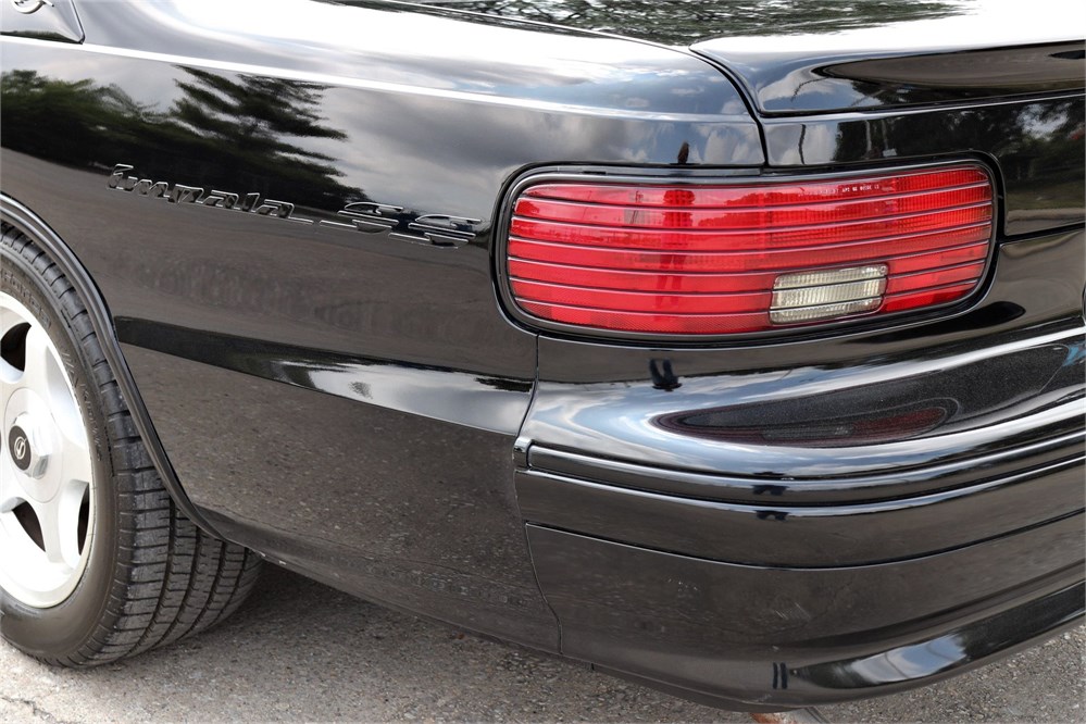 Fit 5.7 Chevy/Gm Lt1 Lt V8 Metal Bumper Trunk Grill Emblem Decal Sticker Chrome