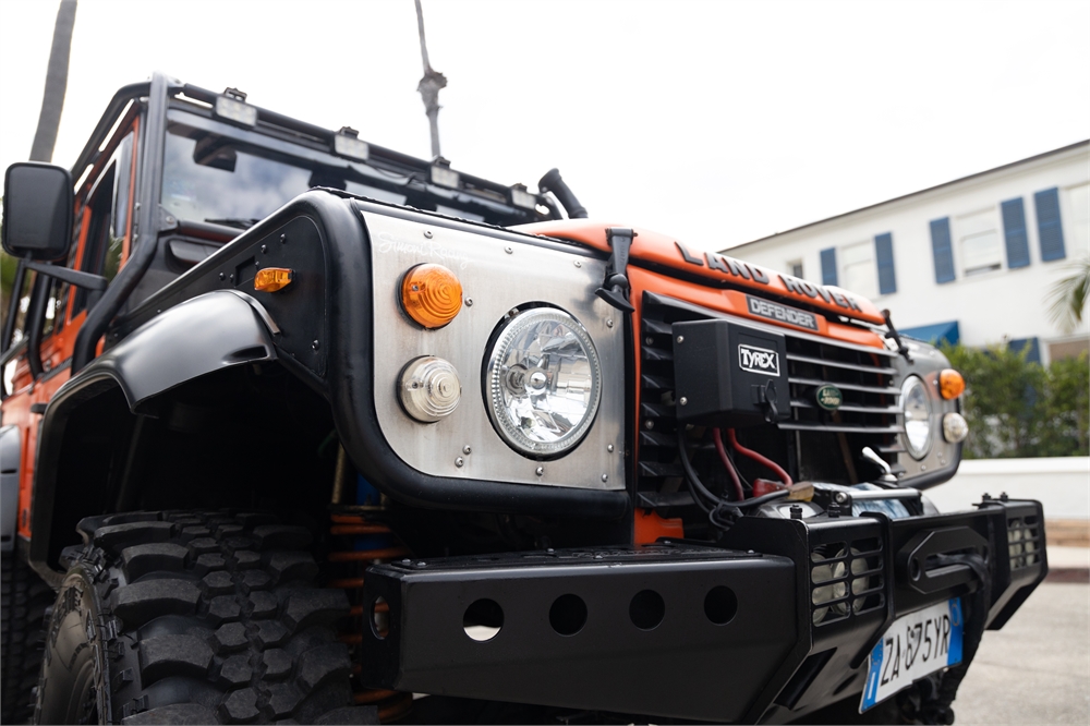 1991 Land Rover Defender 90 Station Wagon 5-Speed available for Auction